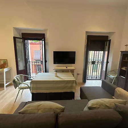 Casa Tradicional En La Calle Pureza, Triana Apartment Seville