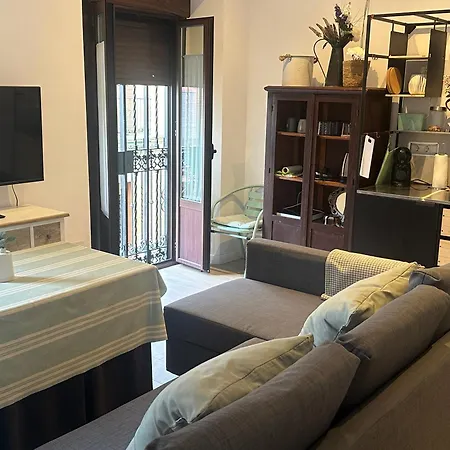 Casa Tradicional En La Calle Pureza, Triana Apartment *